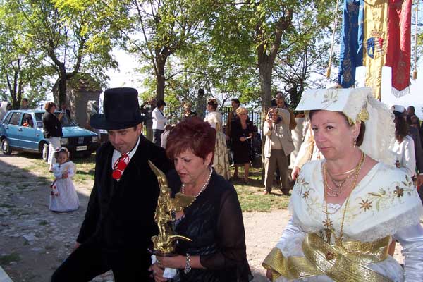 Sfilata delle Vunnelle 2008 in occasione della Festa in Onore di San Michele Arcangelo 2008 "Classe 1956"