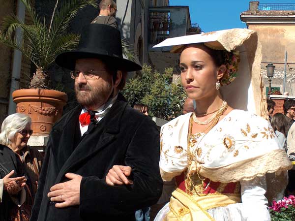 Sfilata delle Vunnelle Montecelio 2008 - Foto di Luciano Fioravanti
