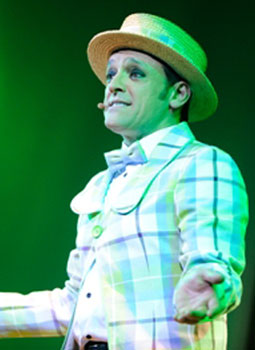 Antonello Costa al Teatro Imperiale di Guidonia con "All In"
