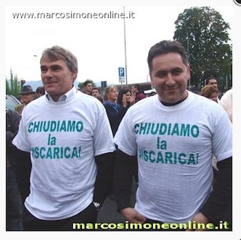 Chiudiamo la discarica dell'Inviolata a Guidonia Montecelio - Manifestazione 2006 con il Sindaco di allora Lippiello e l'assessore alla cultura Di Palma Chiudiamo la discarica dell'Inviolata a Guidonia Montecelio - Manifestazione 2006 con il Sindaco di allora Lippiello e l'assessore alla cultura Di Palma