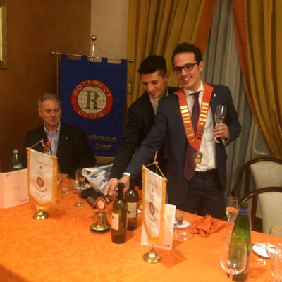 Passaggio della Campana rotaract Rotary Guidonia Montecelio