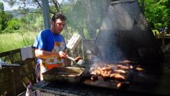 Cottura salsiccie e carne alla brace - Associazione TamTam