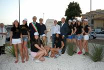 Il manufatto in travertino posizionato nella rotatoria in via Tiburtina viene donato alla Città