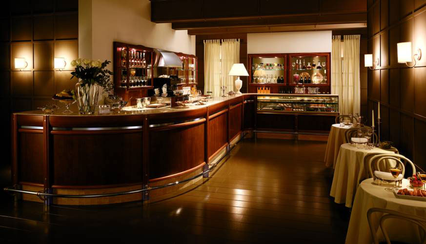 Arredamento per caffetteria